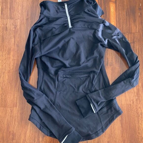 Lululemon Base Runner 1/2 Half Zip Pullover Sweater Black Size 4 OG Rulu VEUC - Picture 11 of 15